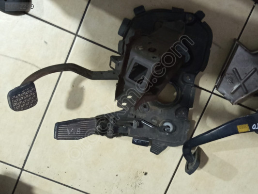 OPEL VECTRA B D-F PEDAL