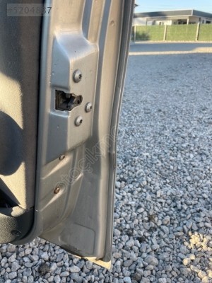 Fiat Albea sağ kapı kilidi ön