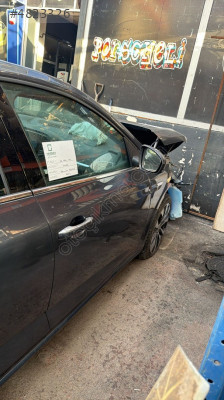 RENAULT MEGANE 4 SOL ÖN KAPI DOLU