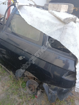 Alfa Romeo 145 arka camurluk