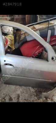 Dacya Logan Sağ Ön kapı 2005 model  orijinal çıkma