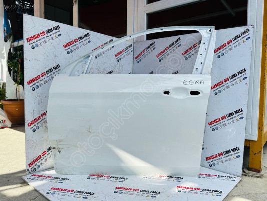 Fiat Egea Çıkma sol ön Kapı (Hasarlı parça)