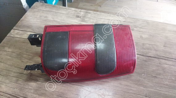 skoda felicia sağ stop