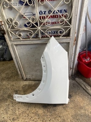 Ford Puma sol ön çamurluk