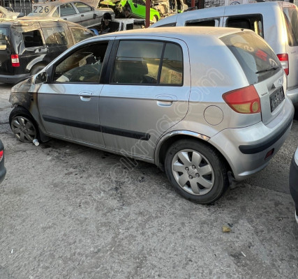hyundai getz sol arka kapı