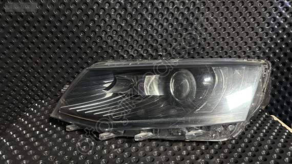 SKODA OCTAVİA SOL FAR