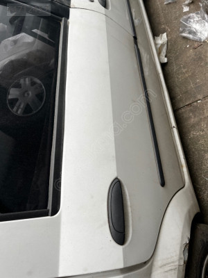 DACIA LOGAN SAĞ ARKA KAPI ORJİNAL CIKMA TEMİZ