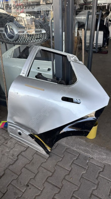 Toyota C-hr sol arka kapı