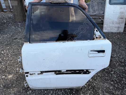 MAZDA 323 SOL ARKA KAPI CAMI HATCBACK ORJİNAL ÇIKMA 90-95 MODEL