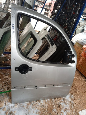 FİAT DOBLO SAĞ ÖN KAPI