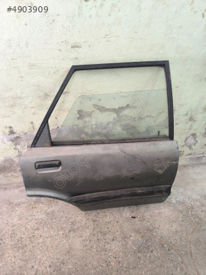 Ford taunus sağ arka kapı