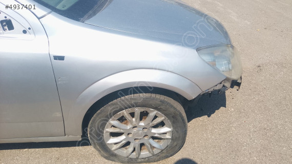 OPEL ASTRA H SAĞ ÖN ÇAMURLUK