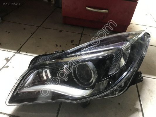 Opel İnsignia A Makyajlı Sol Far Zenonlu