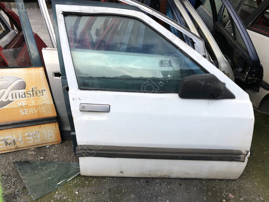 Renault 21 Çıkma Sağ Ön Kapı