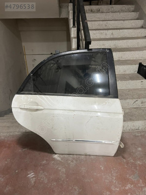 kia cerato sağ arka kapı