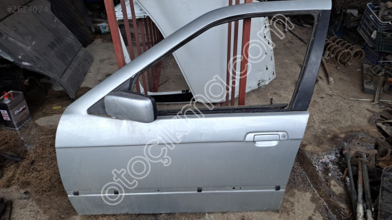 BMW 3.18 SOL ÖN KAPI