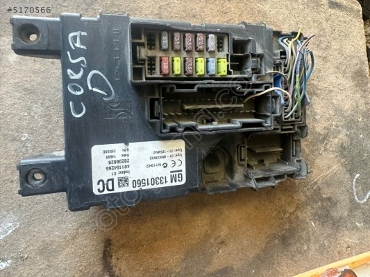 OPEL CORSA D SİGORTA KUTUSU