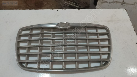 Chrysler 300C çıkma ön panjur