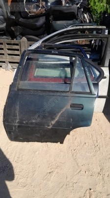 Daewoo racer sol arka kapı