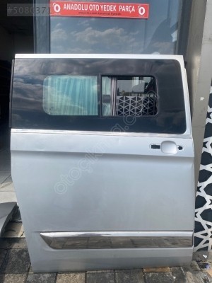 FORD CUSTOM SAĞ SÜRGÜLÜ KAPI