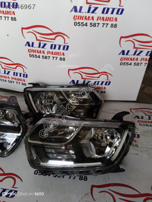 Dacia Duster sol ön far LED'li