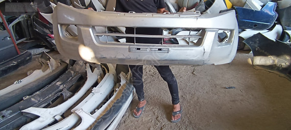 Isuzu D-max ön Tampon