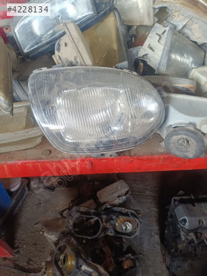 reno Clio 98 03 far