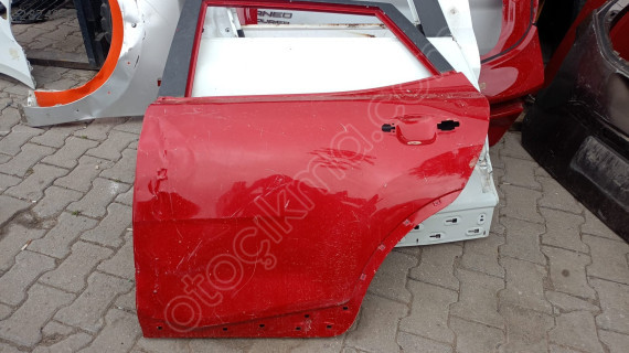 kia rio sol arka kapı