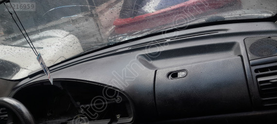 Peugeot Partner göğüslük torpido