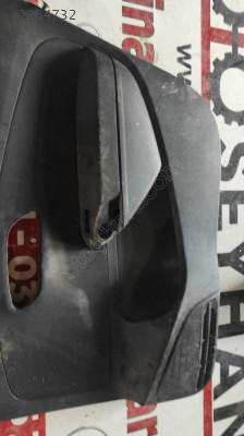 Volkswagen Polo 2012 sağ ön kapı döşemesi