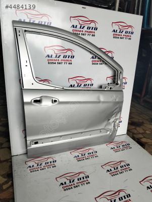 Ford Tourneo courier sağ ön kapı