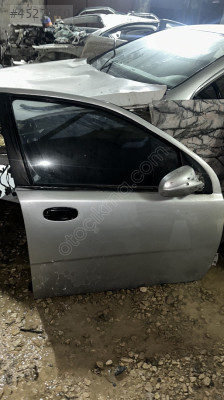 2006 Chevrolet aveo sağ ön kapı