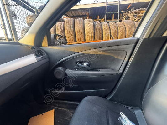 RENAULT TRAFİC KAPI DÖŞEMELERİ SET KONUK OTO