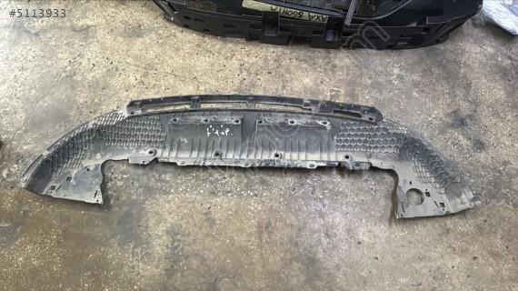 Ford Kuga tampon alt spoiler