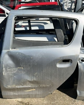 DACİA SANDERO SOL ARKA KAPI