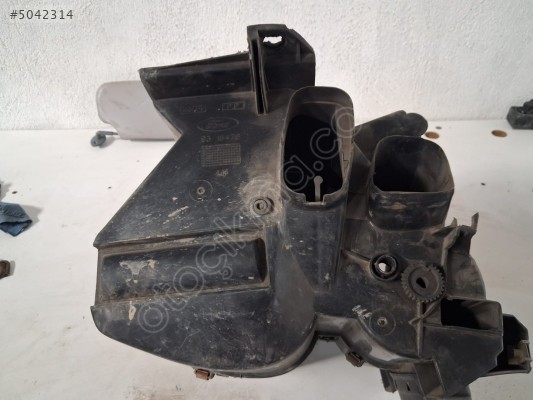 Ford  Escort  Kalorifer  Kutusu