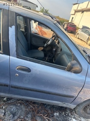 2003 FIAT PALİO SAĞ ÖN KAPI
