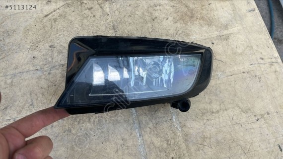 AUDİ A4 SAĞ SİS FARI