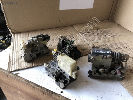 RENAULT KANGO KAPI KİLİTLERİ