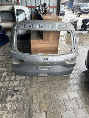 KUGA BAGAJ KAPAĞI 2020