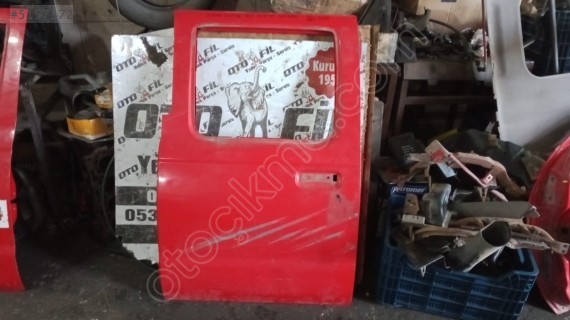 NİSSAN D23 SKYSTAR  2005 YD25  SOL ARKA KAPI
