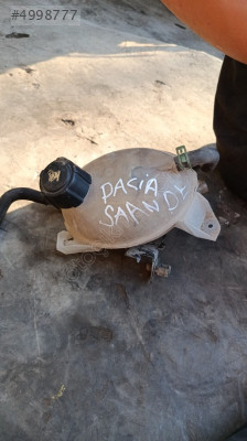 Dacia Sandero su deposu