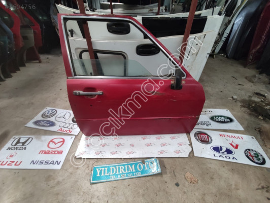 AUDİ 80 SAĞ ÖN KAPI