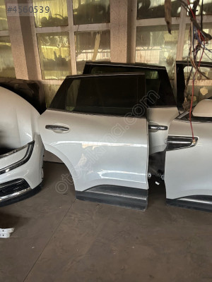 2022 Renault Koleos sol arka kapı