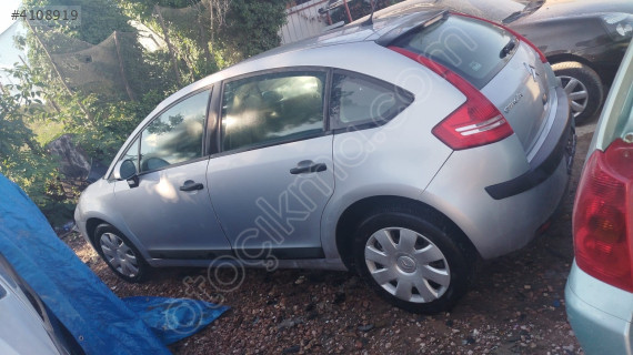 Citroen C4 sol ön çamurluk