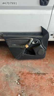 RENAULT FLUENCE SOL ÖN KAPI DÖŞEMESİ