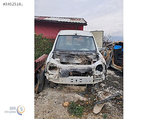 RENAULT KANGO 1 TRAVERS