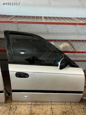 1998-2001 Honda civic  ies sağ ön kapı