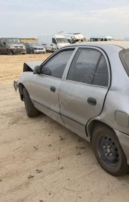 HYUNDAİ ACCENT SOL ÖN KAPI ÇIKMA