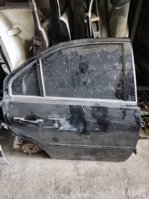 Mondeo sag arka kapı dolu